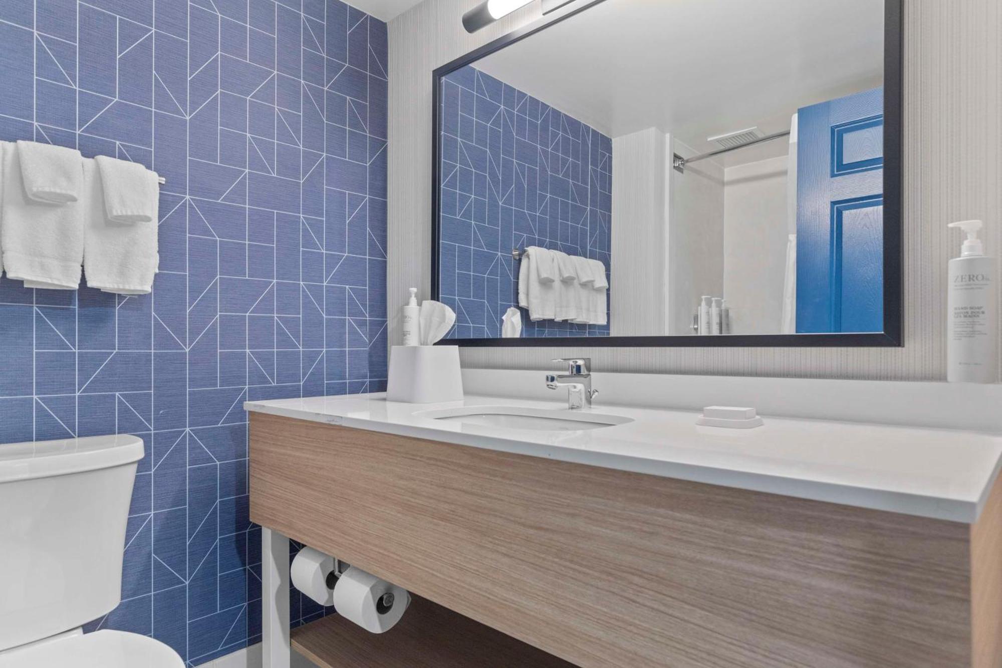 Spark By Hilton Greensboro Eksteriør bilde