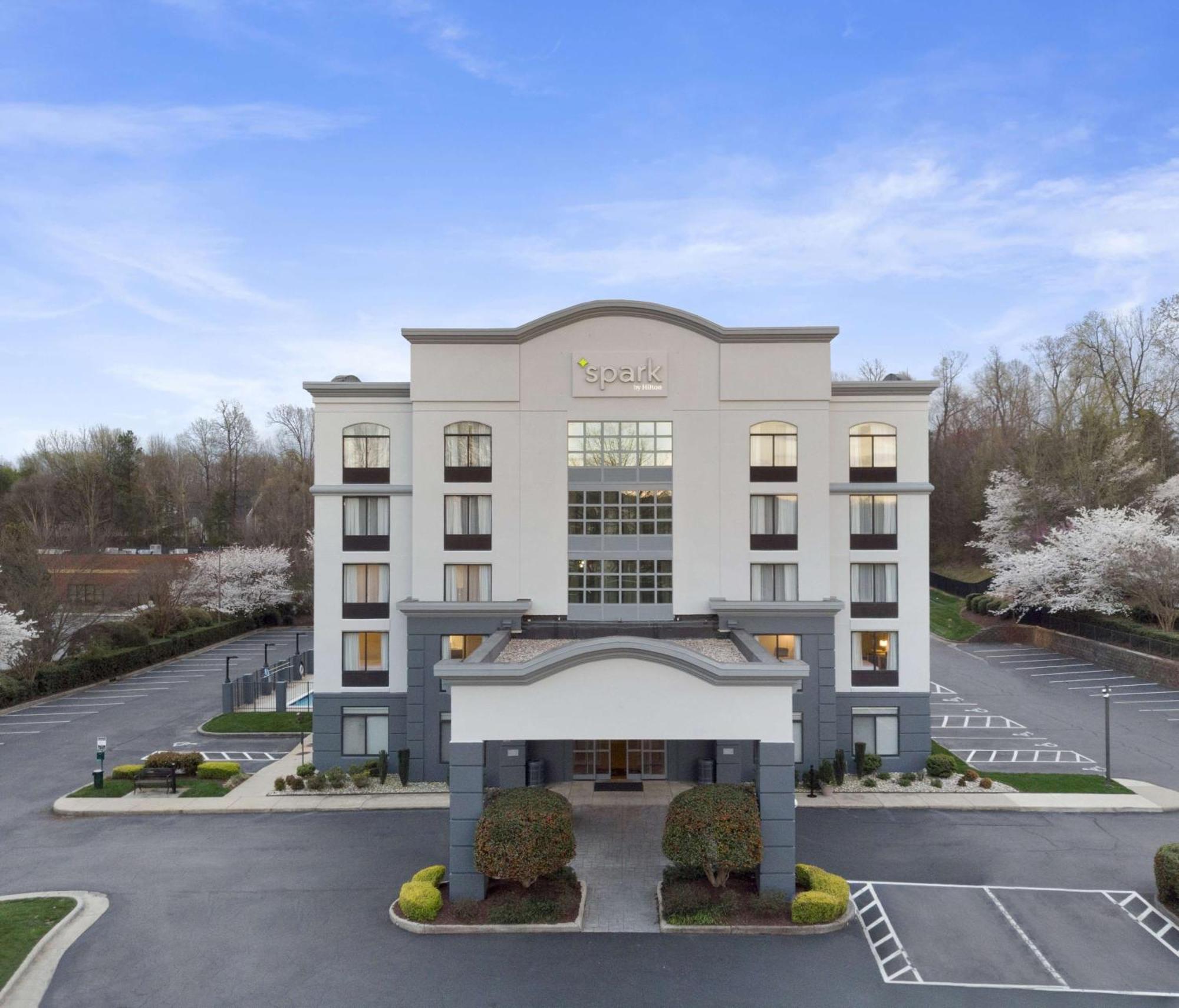 Spark By Hilton Greensboro Eksteriør bilde