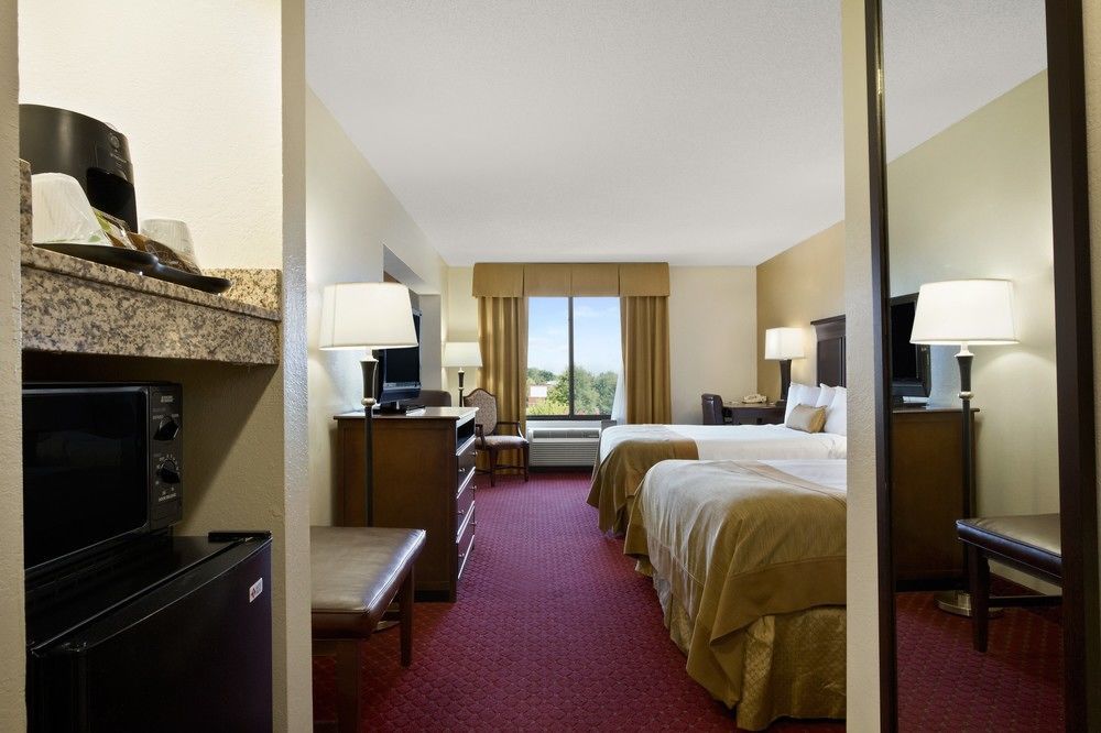 Spark By Hilton Greensboro Eksteriør bilde