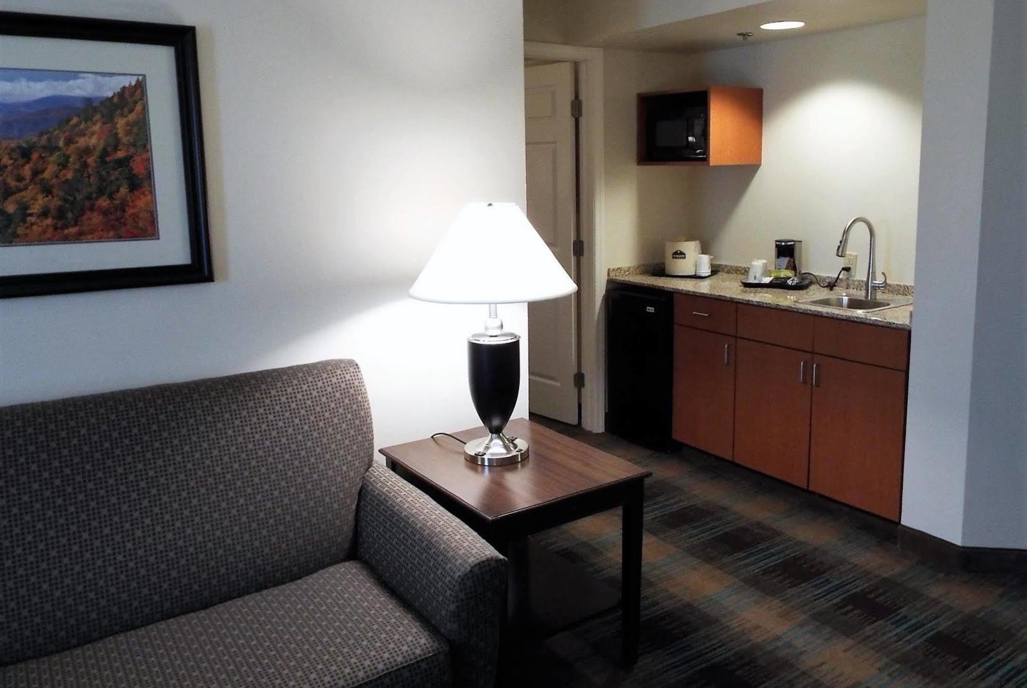 Spark By Hilton Greensboro Eksteriør bilde